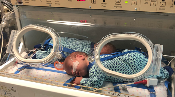 RFDS helps save twins born at 25 weeks