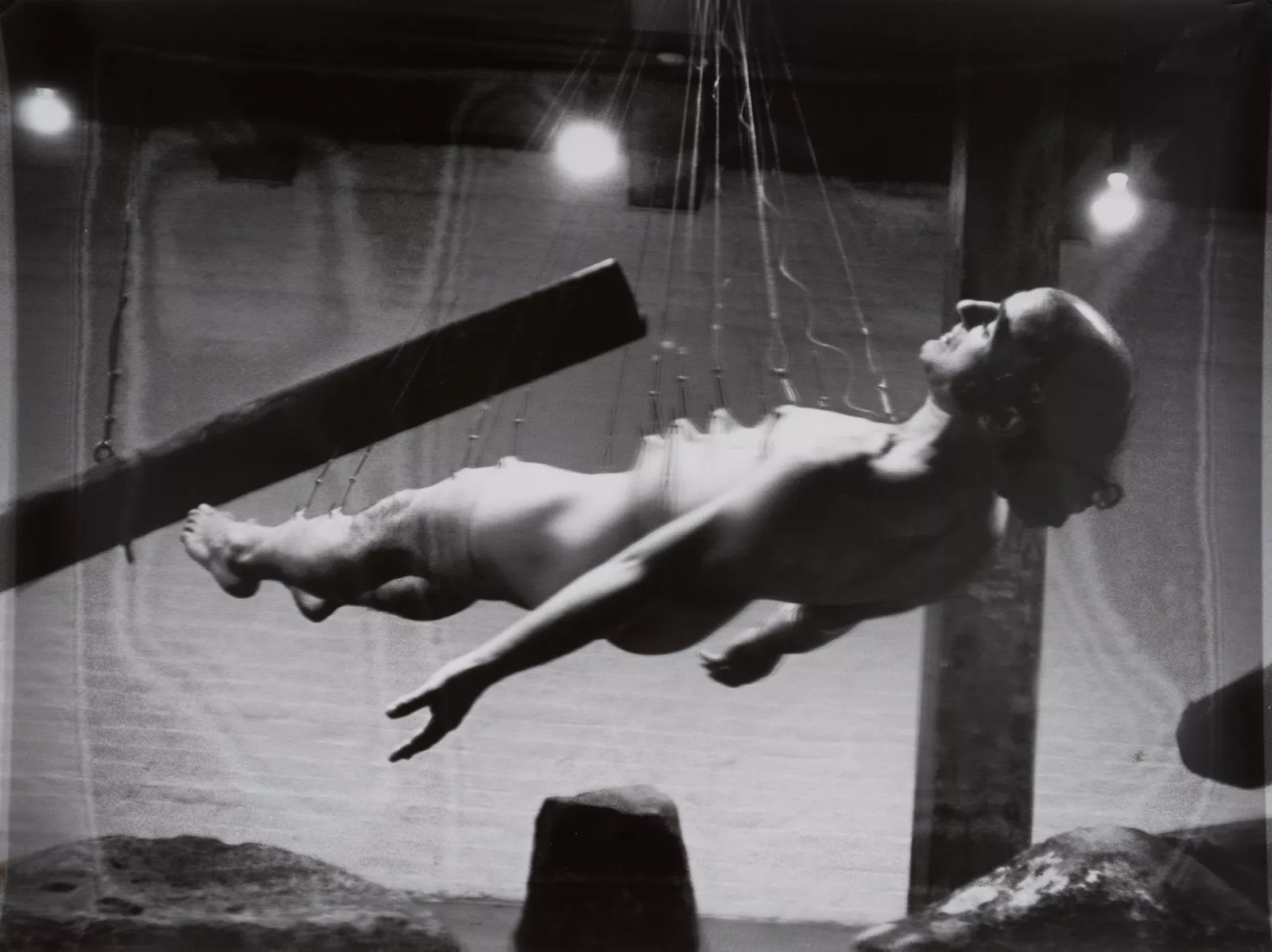 上品スタイル Internal/External: Suspension for Obsolete Body 80 Langdon アート写真