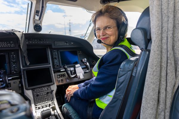SA Governor visits RFDS Adelaide Base