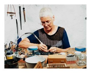 Image of Barbara Gasch (master jeweller), White Cliffs - composition 1