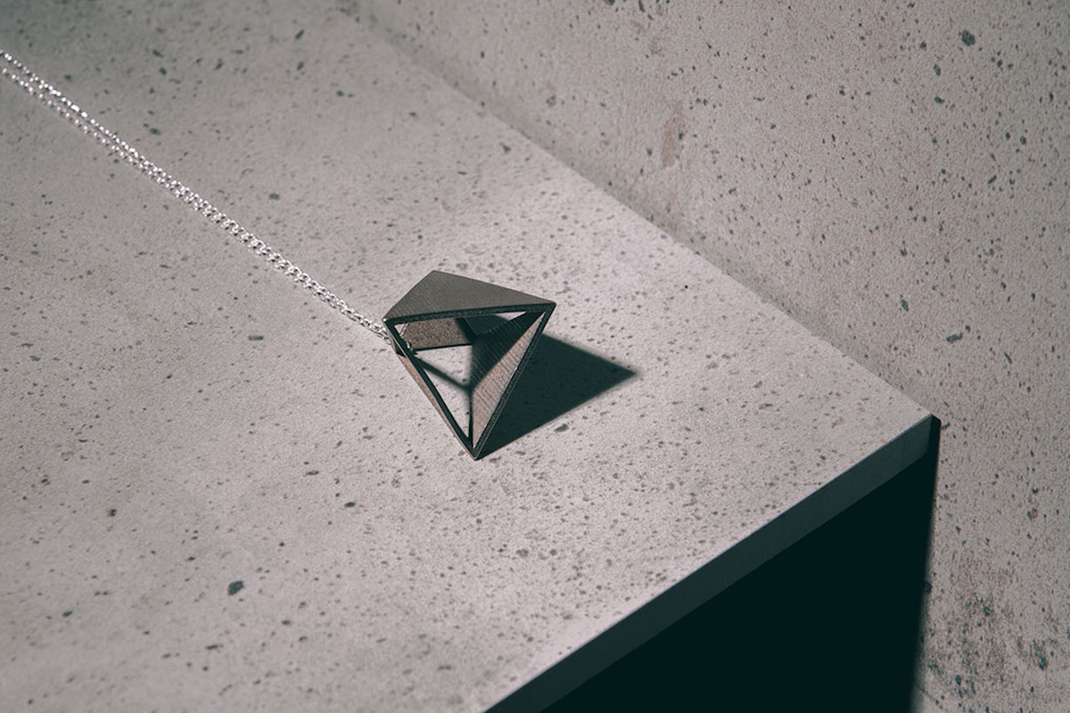 Svikis Fujimoto pendant