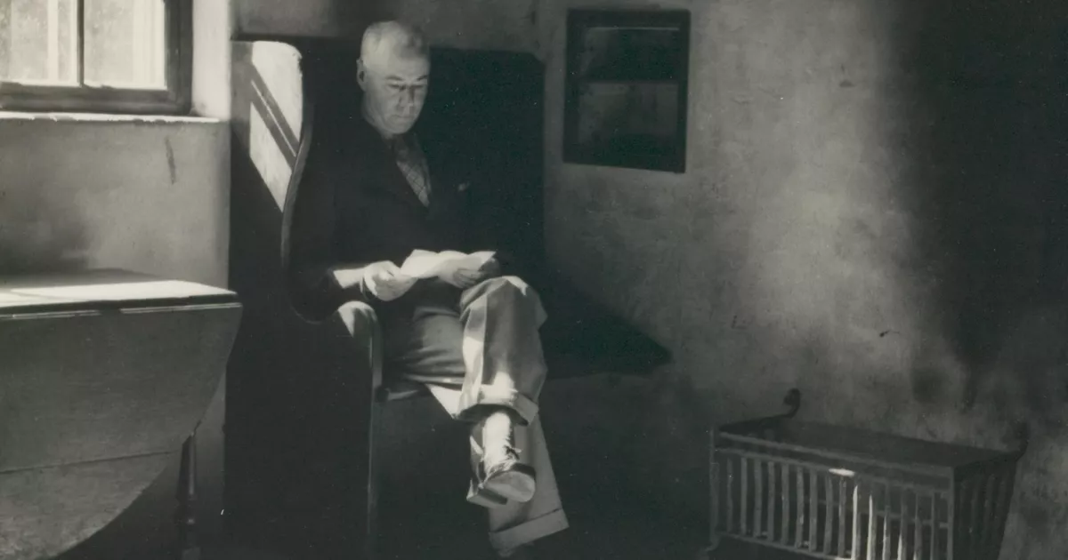 Interior of Captain Cook's Cottage, Melbourne - AGSA Collection