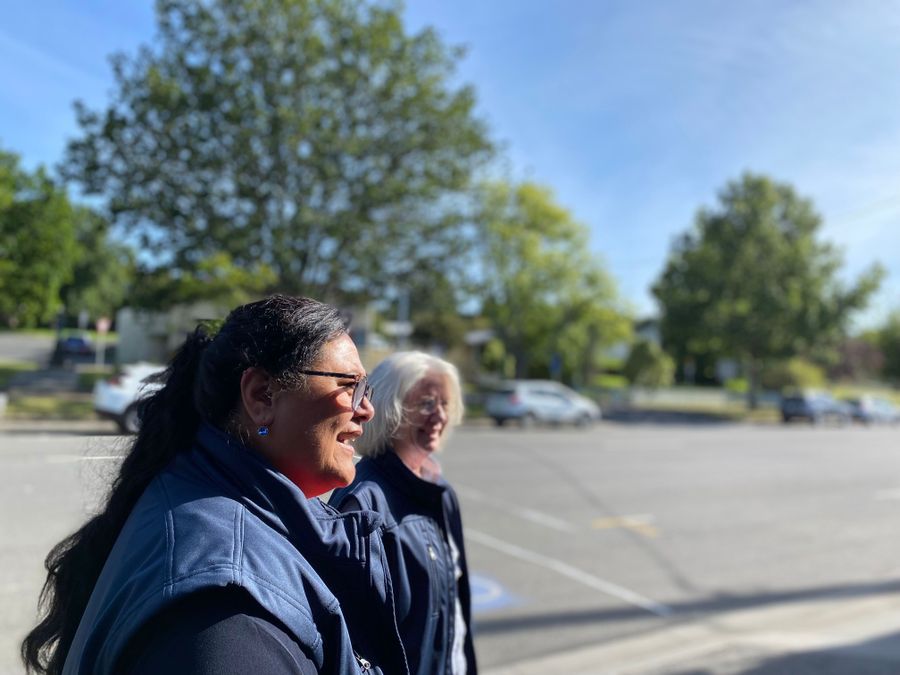Smoking cessation nurse, Chris with Anna