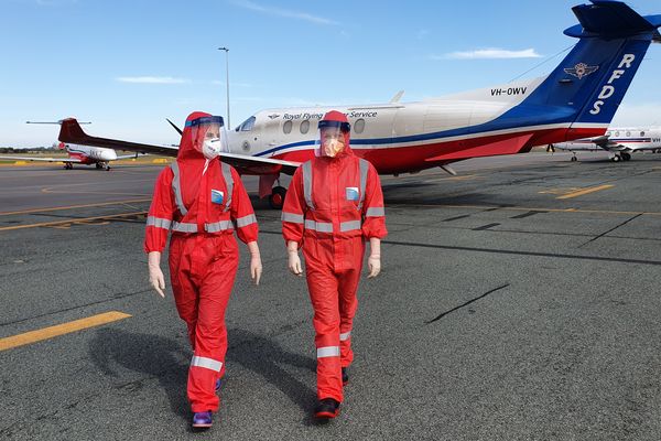 Loading a patient onto RFDS aircraft