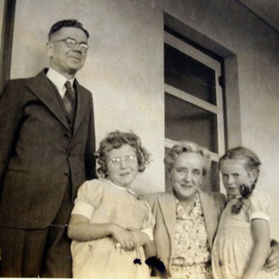 Traeger and his children