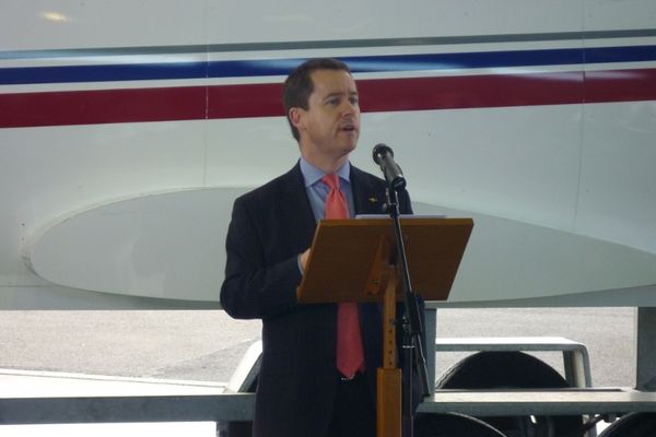 Flying Doctor Chief visits Hobart to talk about dental health