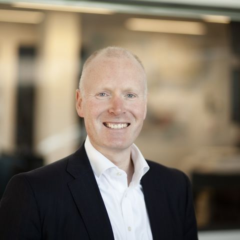 Damien Bruce