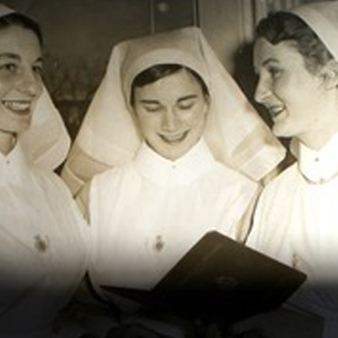 Jan (centre) during her nursing days in the late 1950s at RNSH