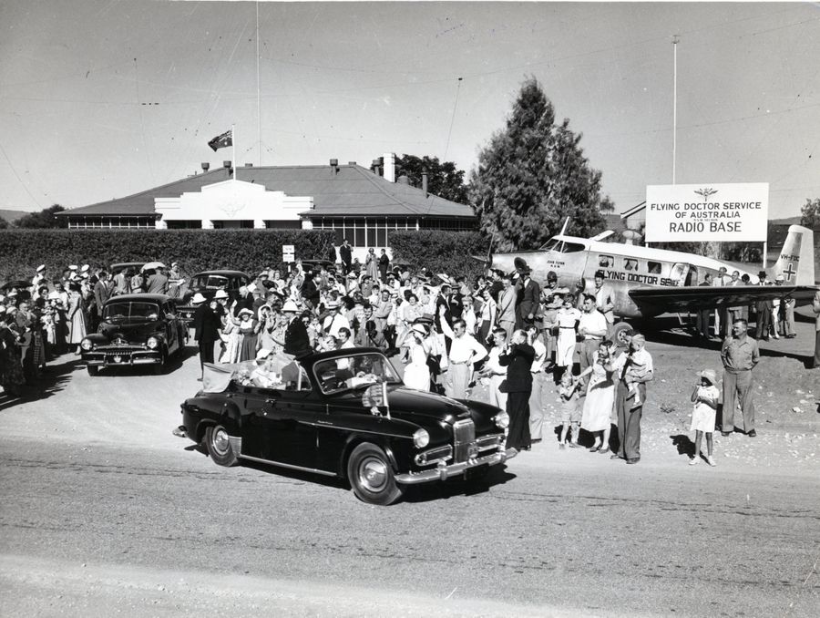 Queen visiting the RFDS Base