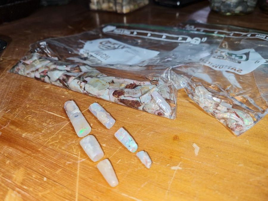 Opal Mining 