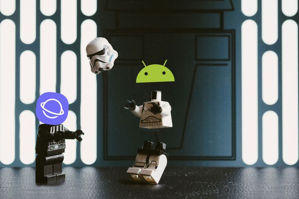 Two lego mini-figures: Darth Vader with the Samsung Internet Browser logo as a head, decapitating a Storm Trooper with the Android logo as a head