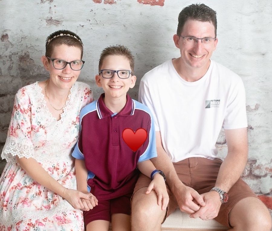 Julia with her family 