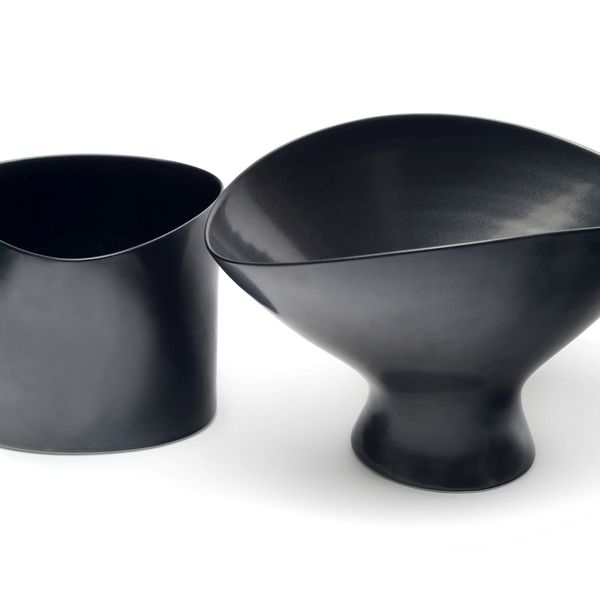 Black triangulated form and Black pedestal bowl, 2019. Photos: Terence Bogue