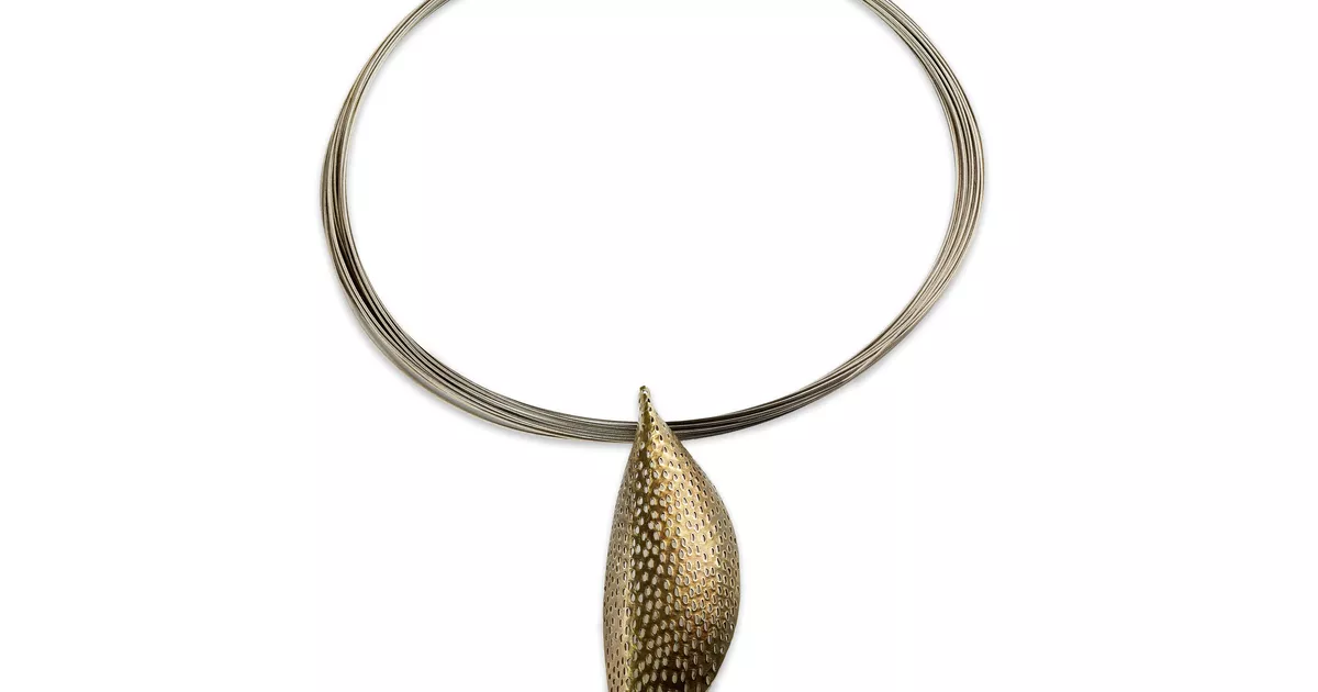 Neckpiece
