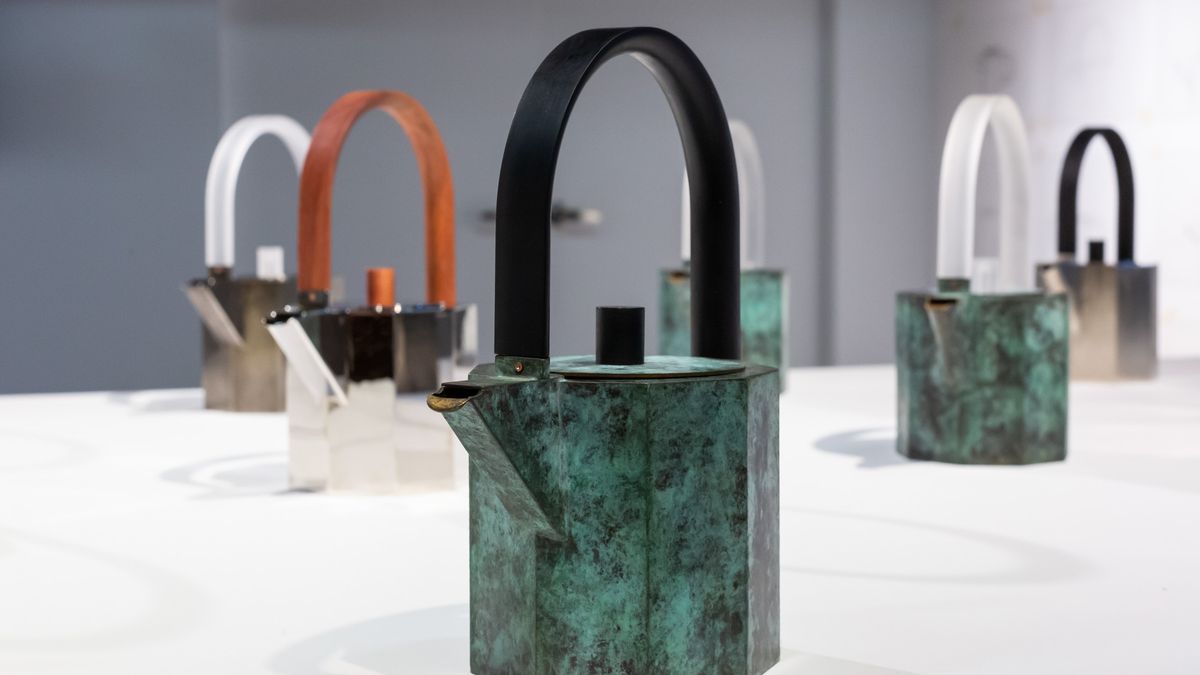 Teapot essay picture