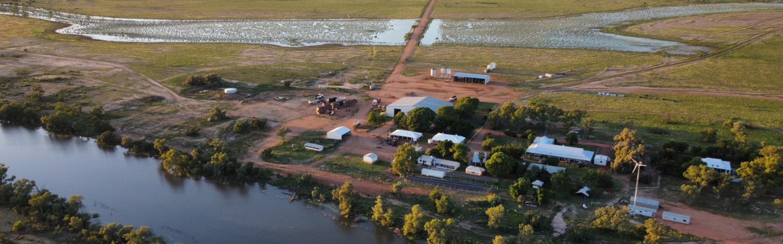 RFDS aircraft in bush