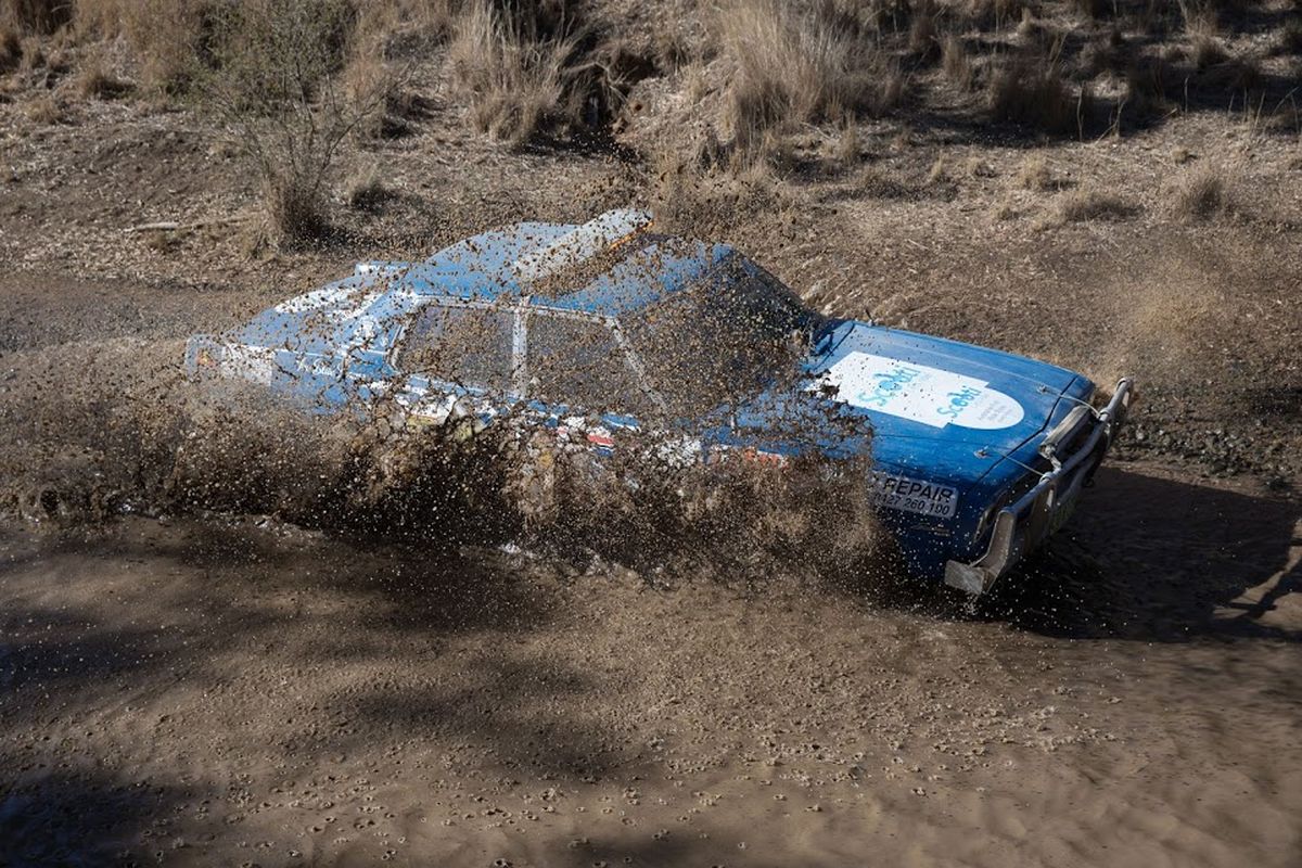 Rachel Saunders on the Outback Car Trek