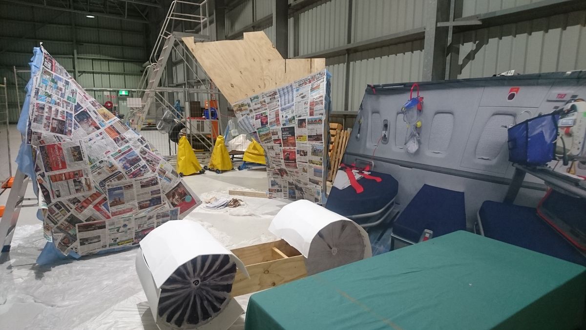 Behind the scenes - float in the making 