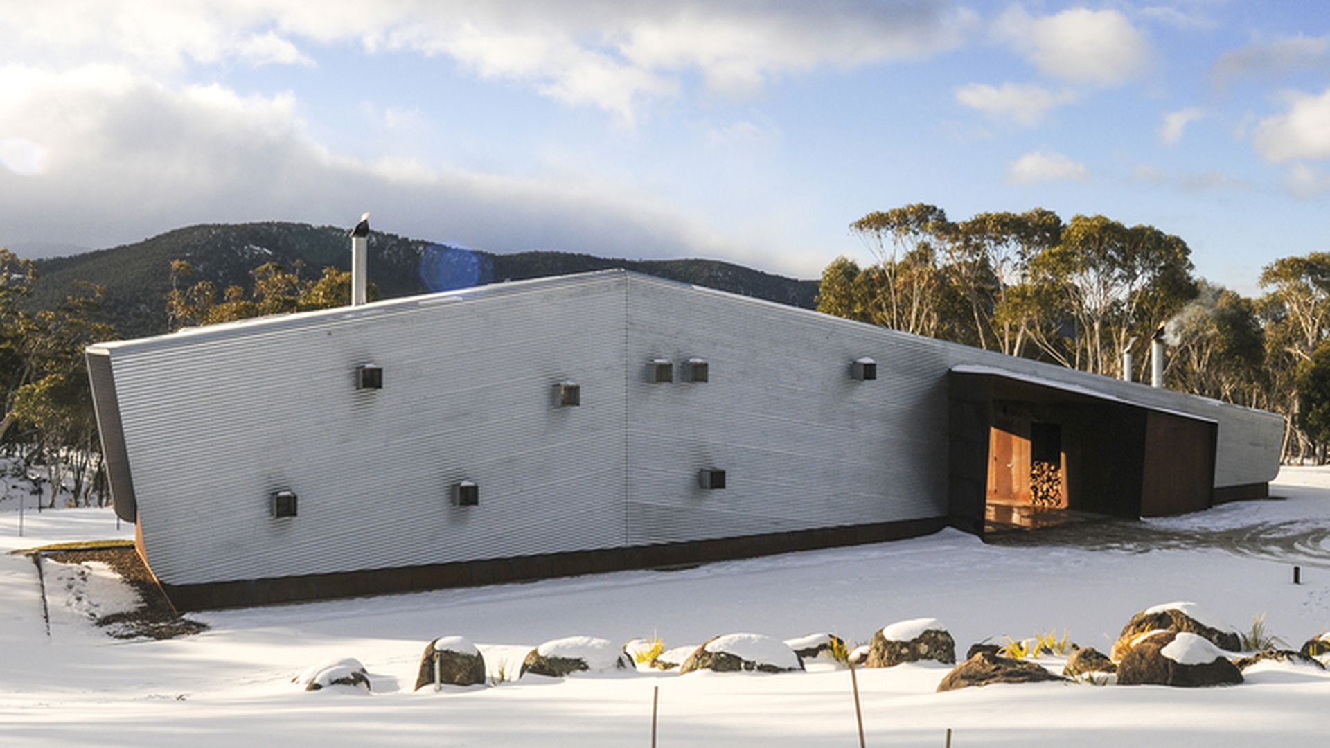 Aus essay centre 08 picture