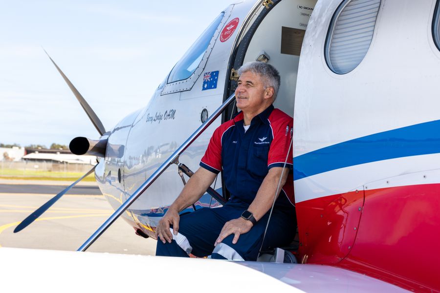 RFDS Pilot Ray Mundy