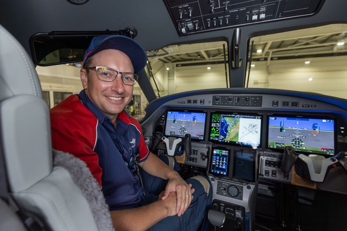 RFDS Pilot Michael Jarman with the new RFDS PC-12 'PRO'