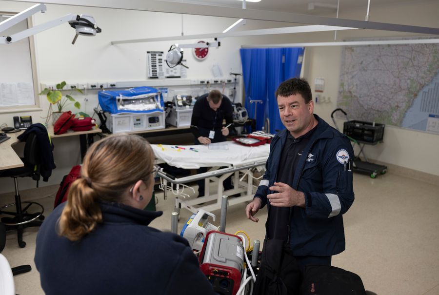 RFDS emergency retrieval team