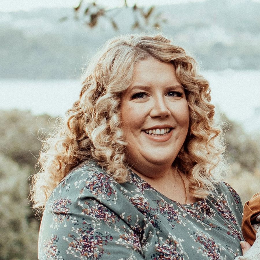 ﻿﻿Cristina Caamano