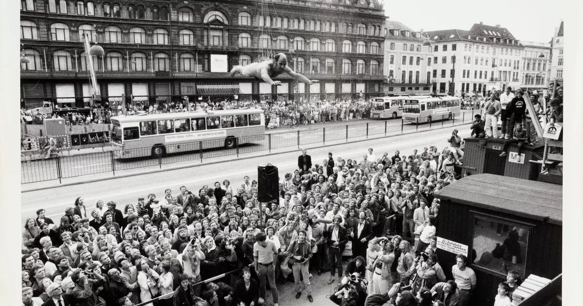 City Suspension event above the Royal Theatre, Copenhagen, 28 June 1985