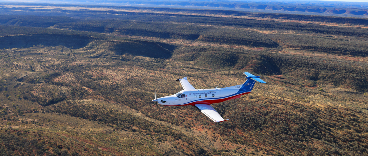 RFDS PC-12 Flies over Macdonnell Ranges, NT