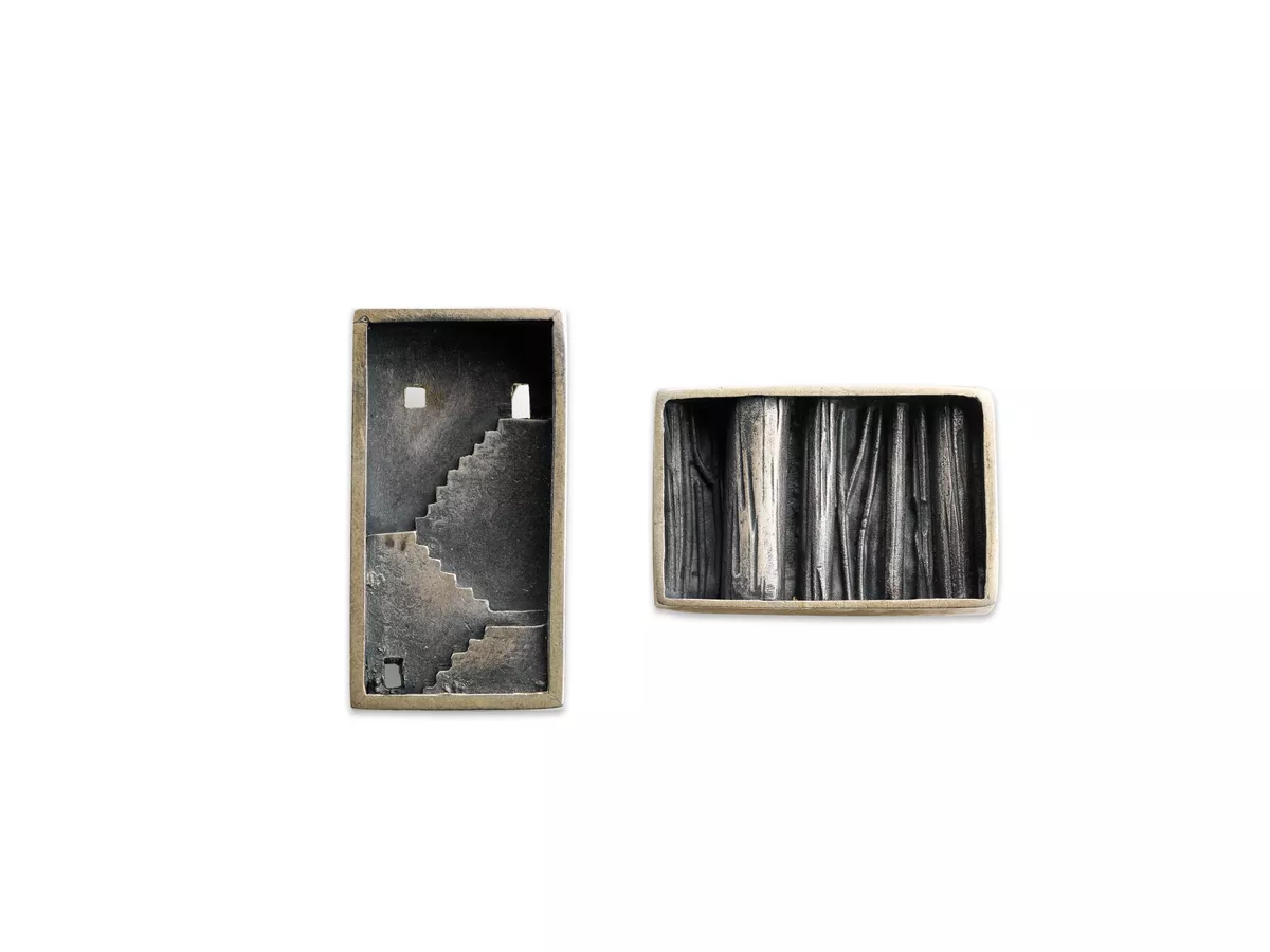 Horizontal brooch - AGSA Collection