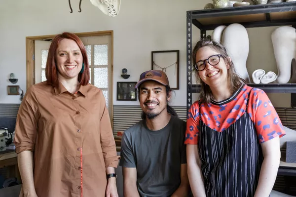 Featuring Leigh Robb and Erin Davidson