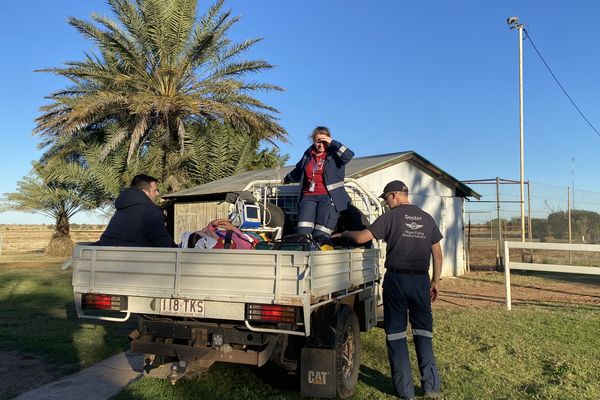 Mount Isa aeromedical team helping patient