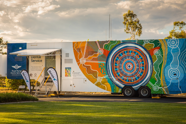 Mobile Dental Unit with Senex flag