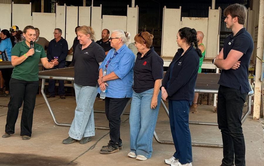 sHedway's Carol Mudford thanking RFDS staff