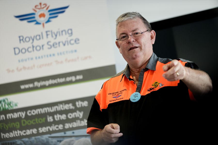 Bill Patrick addressing the Trekkers