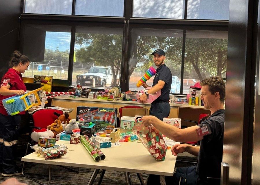 Christmas wrapping 
