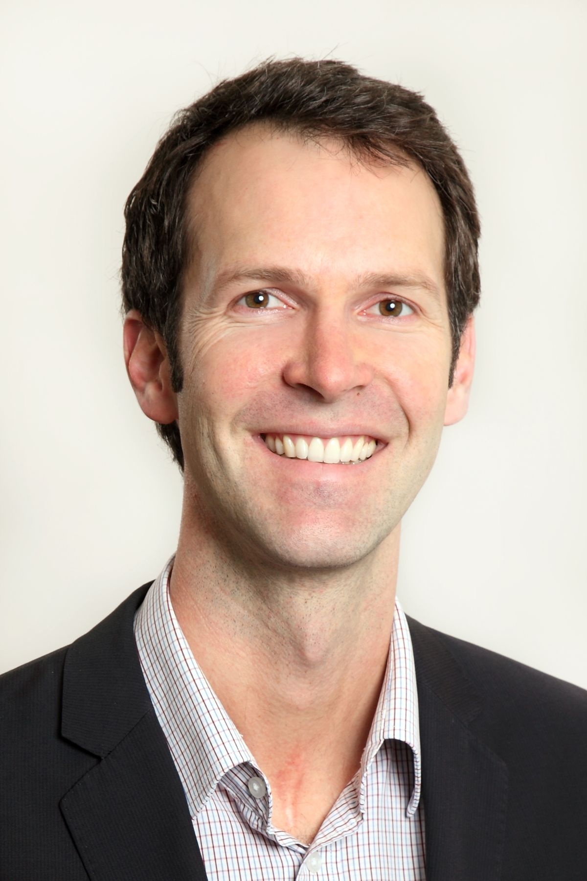 Dr Angus Turner 
