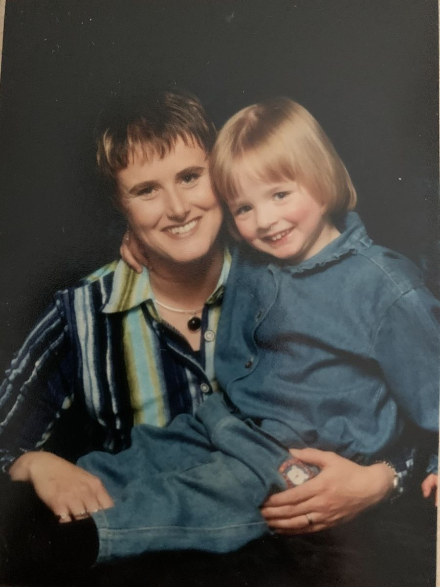 Kaysee and her mum Sarah