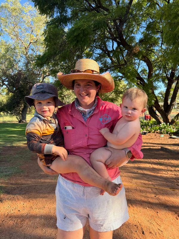 Lil Bryant pictured with her two young children