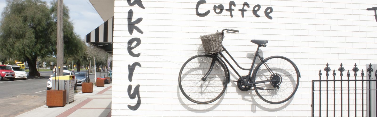 The Royal Flying Doctor Service launches Victorian country bakeries awards