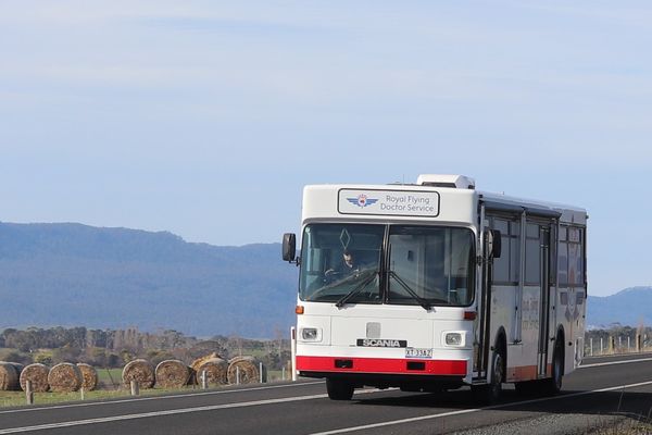 health hub bus