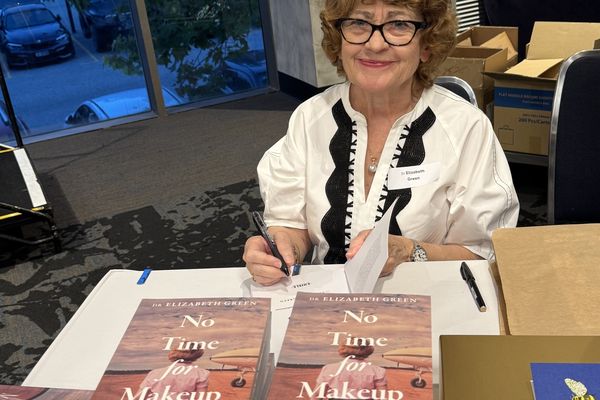 Dr Elizabeth Green RFDS