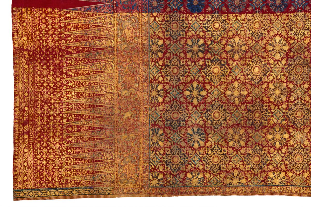 Ceremonial cloth and sacred heirloom (kain sembagi), with