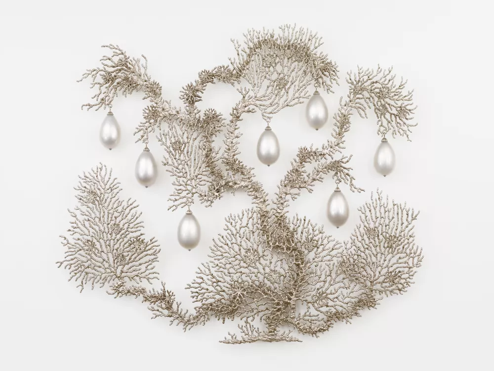 Externally sourced image. Please use following: Timothy Horn, Australia/United States, born 1964, Gorgonia 5 (full fathom five), 2015, nickel plated bronze, mirrored blown glass, 213.0 x 244.0 x 22.8cm; James and Diana Ramsay Fund assisted by Helen Bowden in memory of her husband John Bowden 2015, Art Gallery of South Australia , Adelaide. Image courtesy of the artist and PPOW, New York