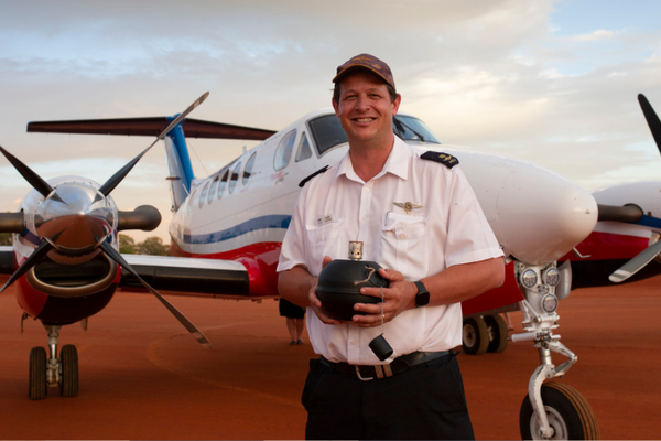 Outback Queensland town becomes first to trial emergency airstrip lanterns for RFDS