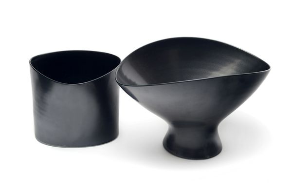 Black triangulated form and Black pedestal bowl, 2019. Photos: Terence Bogue
